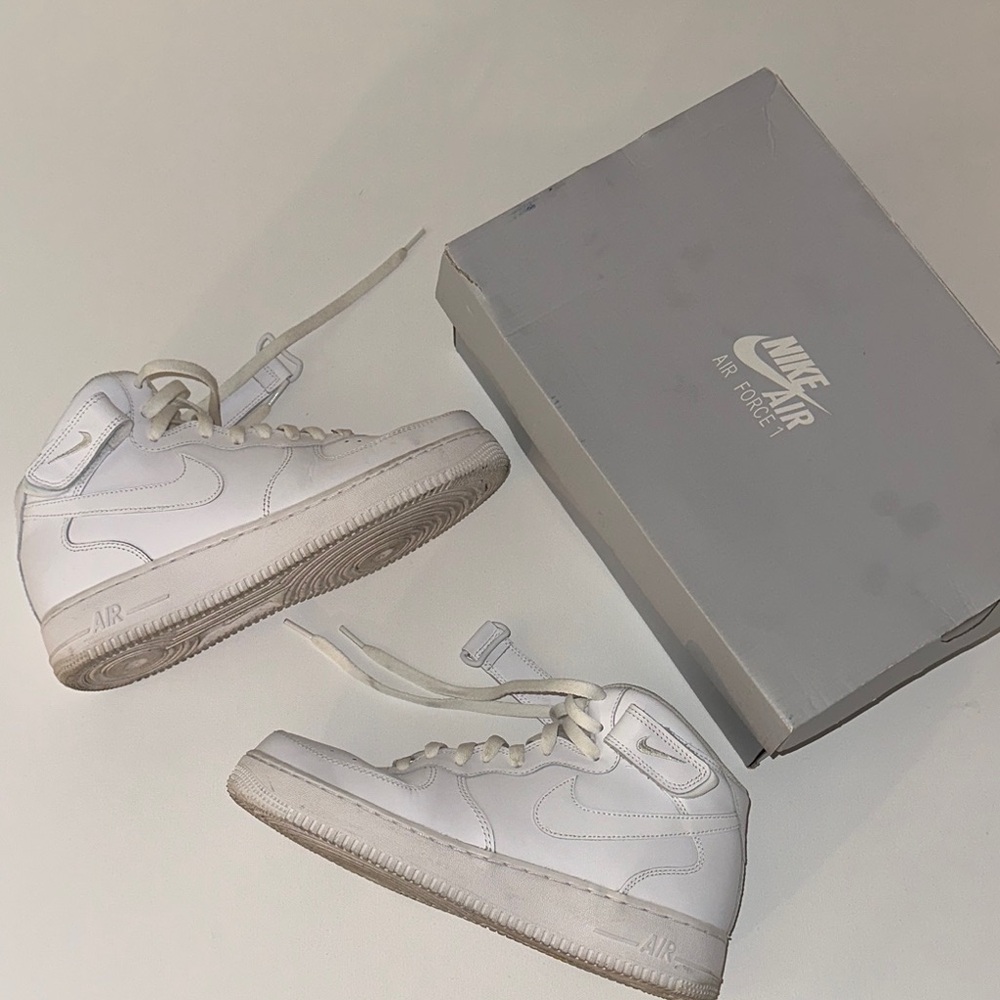 NIKE AIR FORCE 1 MID ‘07